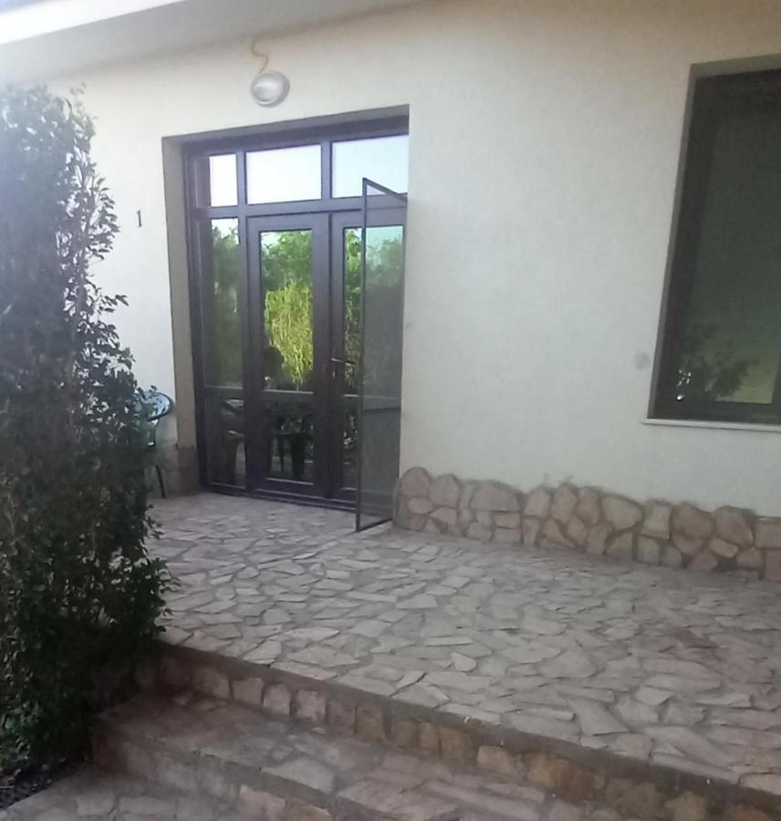 Villa Ketli Apartment Bliznatsi Ngoại thất bức ảnh