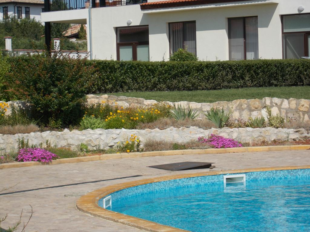 Villa Ketli Apartment Bliznatsi Ngoại thất bức ảnh