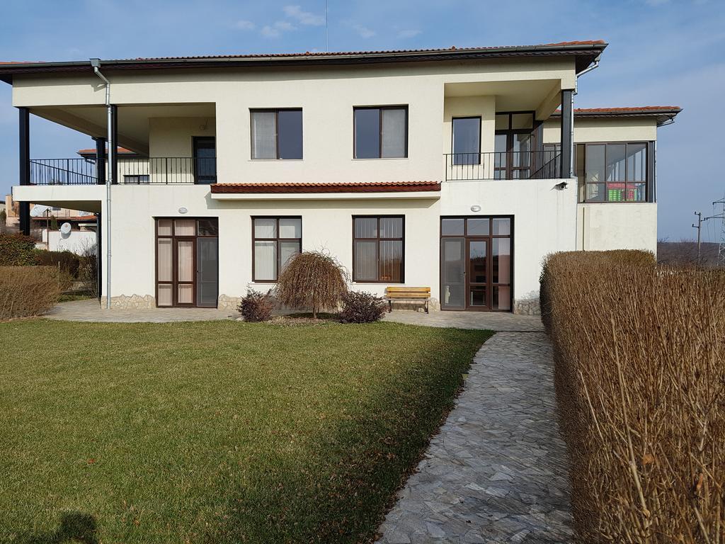 Villa Ketli Apartment Bliznatsi Ngoại thất bức ảnh
