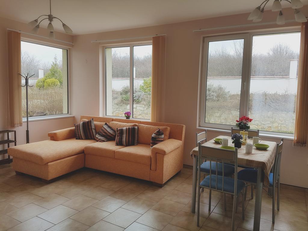 Villa Ketli Apartment Bliznatsi Ngoại thất bức ảnh